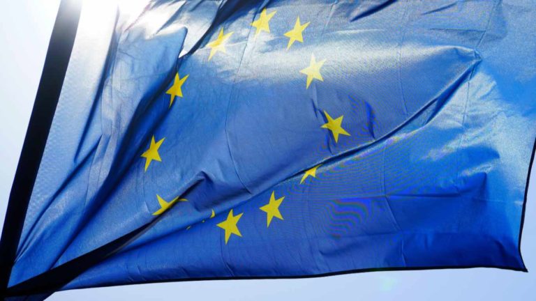 DIN-EN-50436 - AlkoholwegSperren Europa Flagge